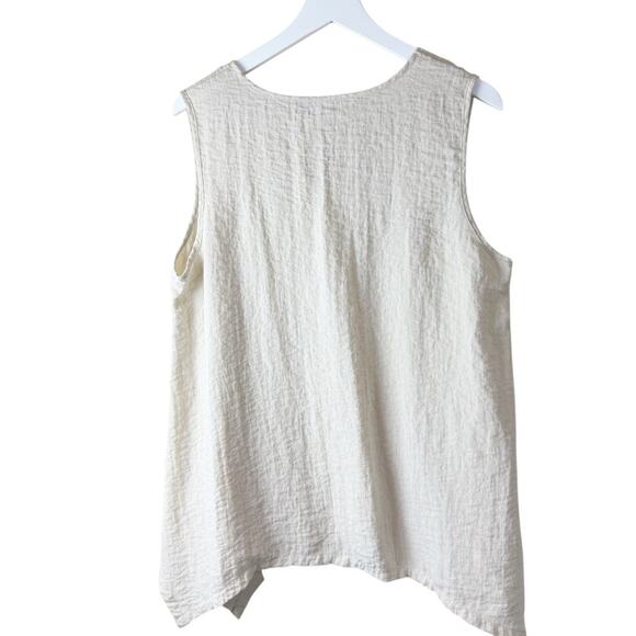 Lulu-B Women’s Sleeveless‎ Beige Tunic Tank Top Shark Bite Slit Hem V Neck Sz XL - Picture 3 of 6